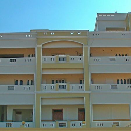 Nitaai Gaudiya Math Hotel Puri Exterior foto